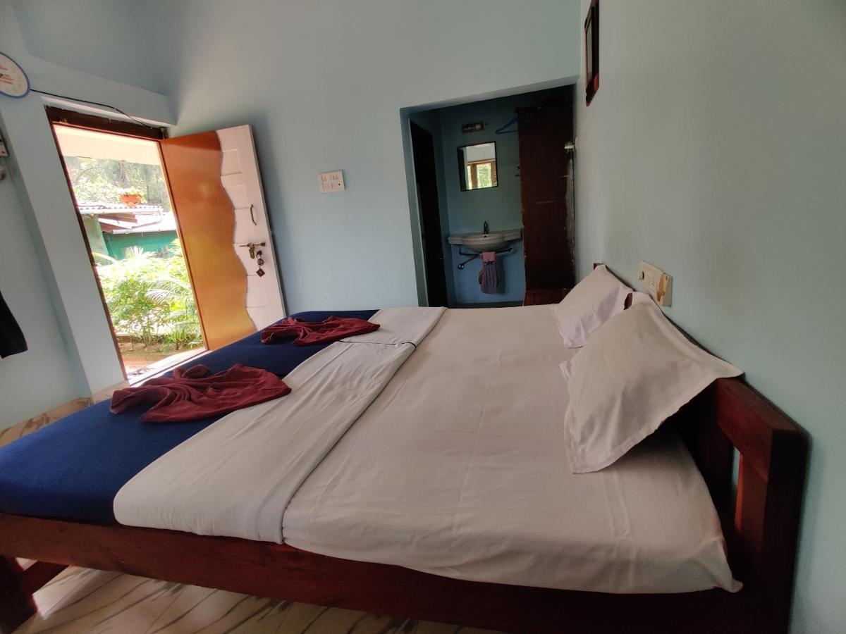 Mermaid Beach Resorts Vengurla Luaran gambar