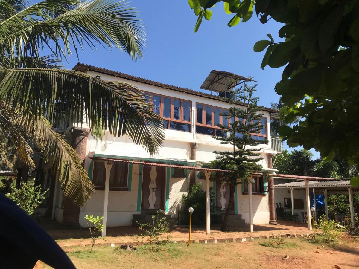 Mermaid Beach Resorts Vengurla Luaran gambar